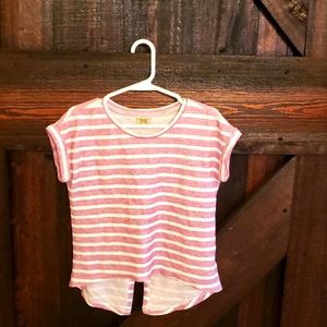 Super cute shirt. Never worn!